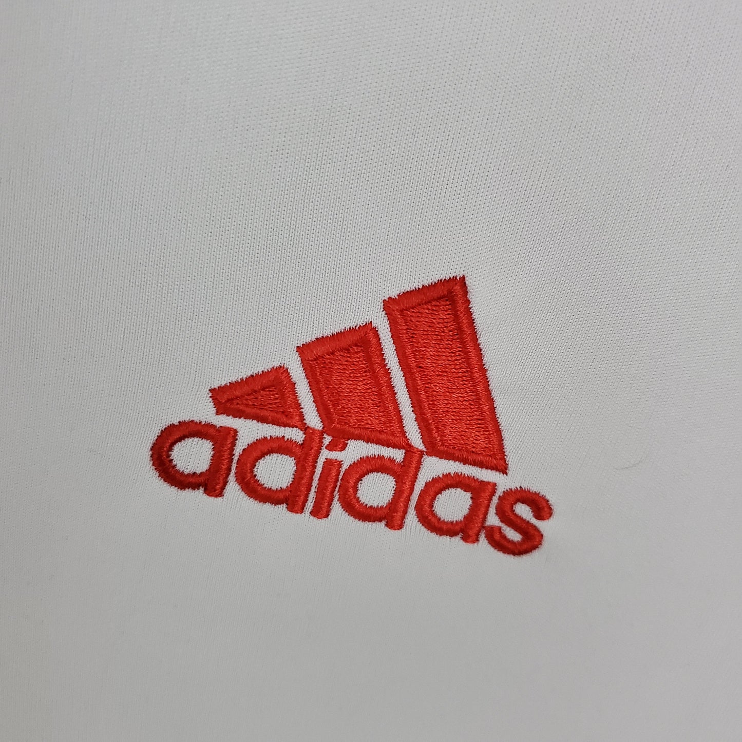 Benfica Retro 13/14 T-Shirt by Kickeoffss featuring classic design and vibrant team colors.