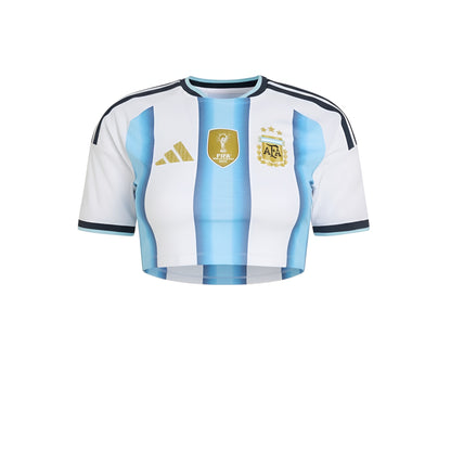Camiseta cropped feminina Velukz Argentina Principal 26/27, de manga curta e design casual, vista frontal na imagem.