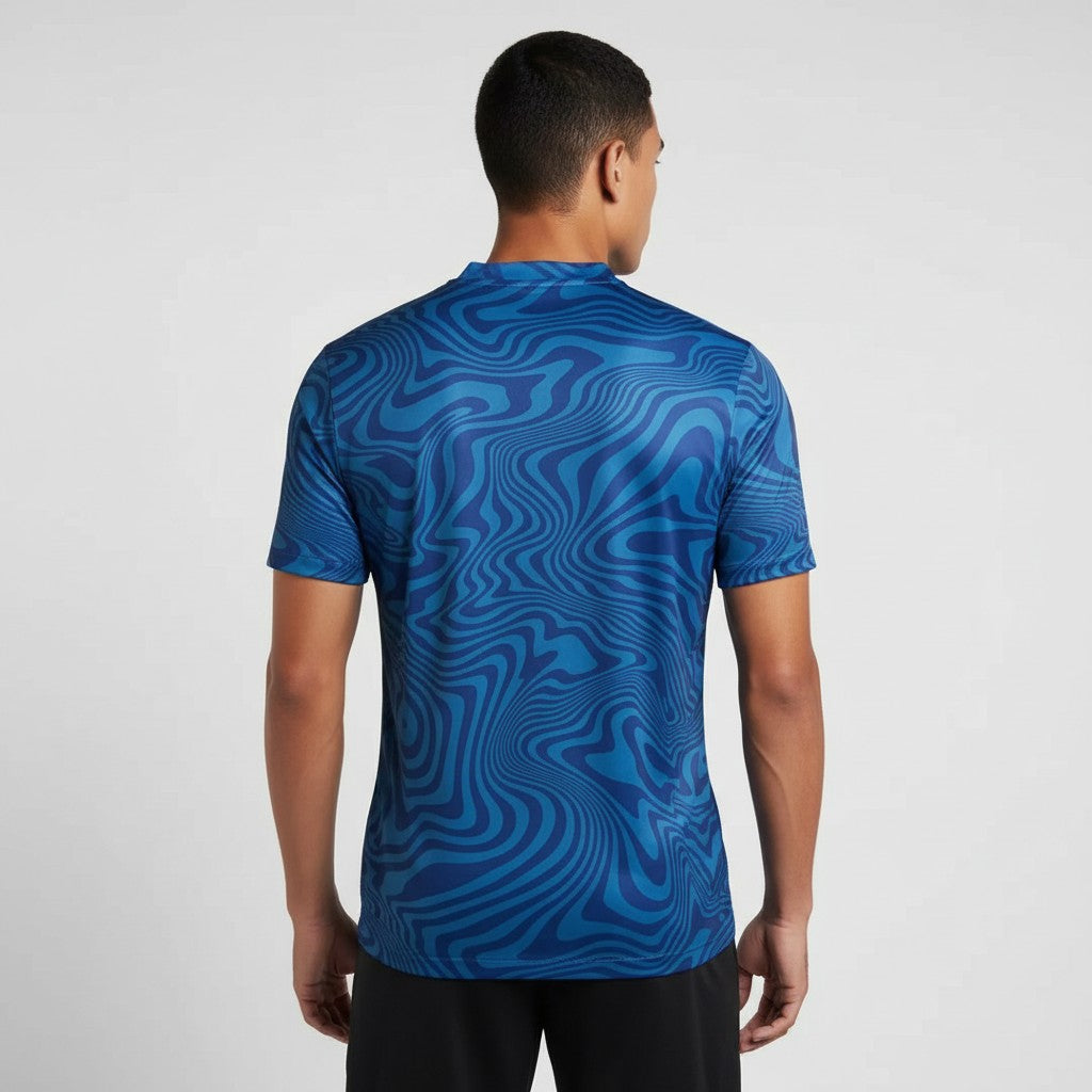 Blue Velukz T-Shirt Treino Brasil featuring a sporty design for training and casual wear.