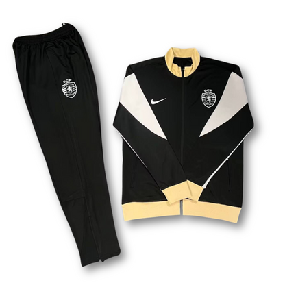 Kickeoffss Fato de Treino Sporting with full zipper, featuring a sporty design and breathable fabric for training sessions.