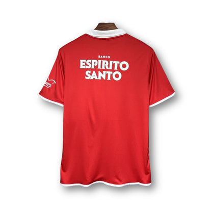 Retro Benfica 04/05 T-shirt by Kickeoffss featuring classic team colors and logo on a comfortable fit.