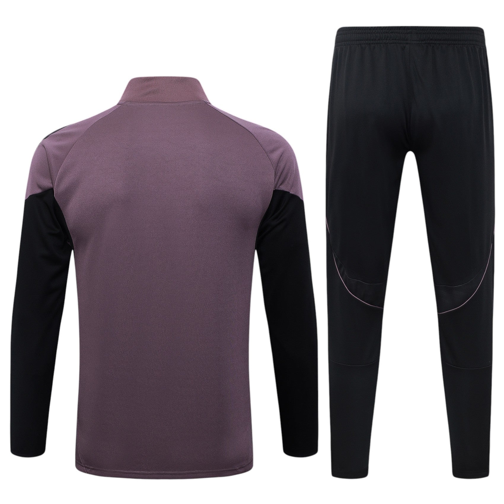 Conjunto de treino Real Madrid 26/27 da Velukz, com camisola e calções brancos, detalhes do escudo do clube, roupa esportiva para futebol