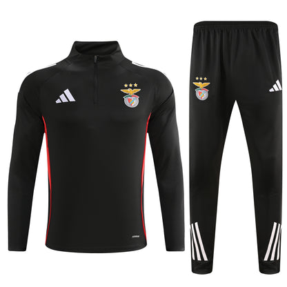 Fato de Treino Benfica Preto - Kickeoffss