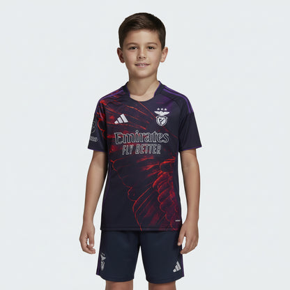 Kit Criança Especial Vhils x Benfica 25/26 - Kickeoffss