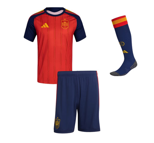 Kit criança Velukz Espanha 2026, conjunto com roupas infantis do time espanhol, em cores vibrantes e detalhes do escudo.