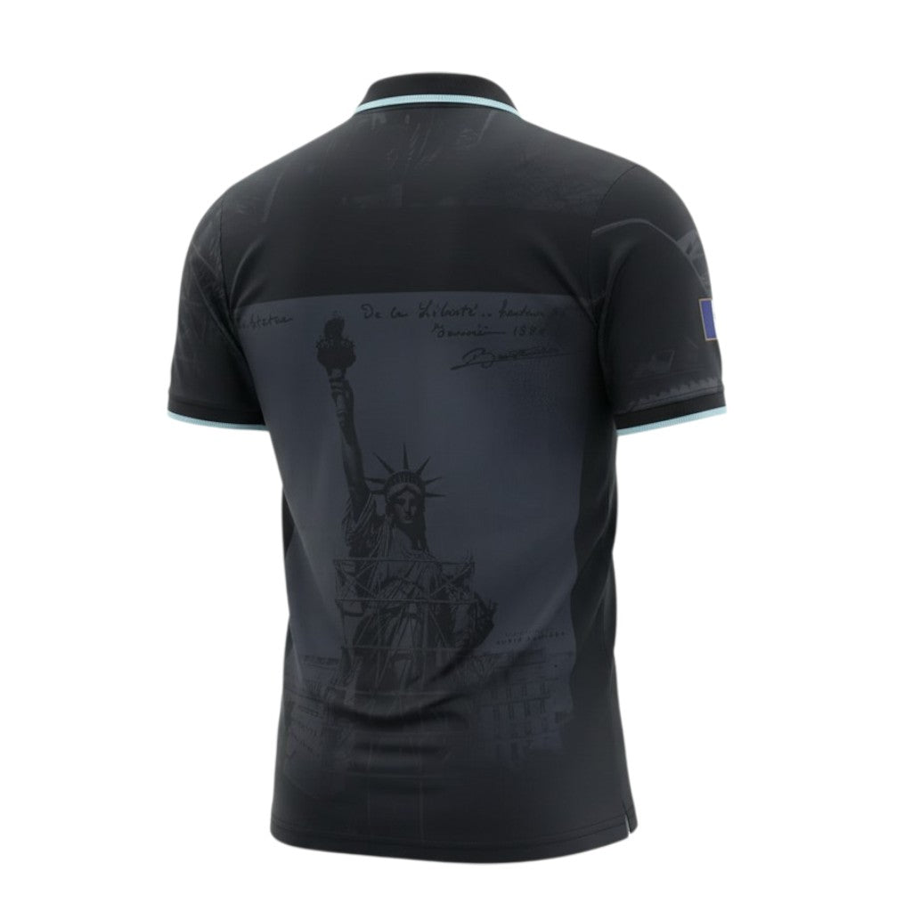 Camisa T-Shirt Velukz Especial França com design colorido, tecido confortável e logotipo na frente, vista frontal da peça.