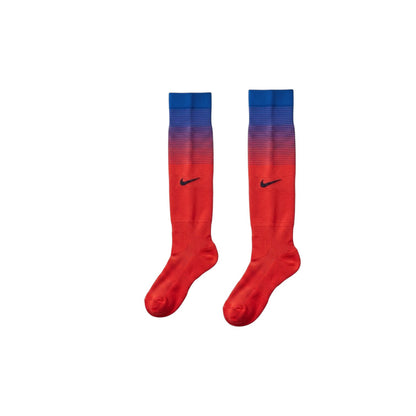 Kit criança Velukz PSG 26-27, conjunto esportivo com camiseta e shorts, inspirado na seleção da Inglaterra.