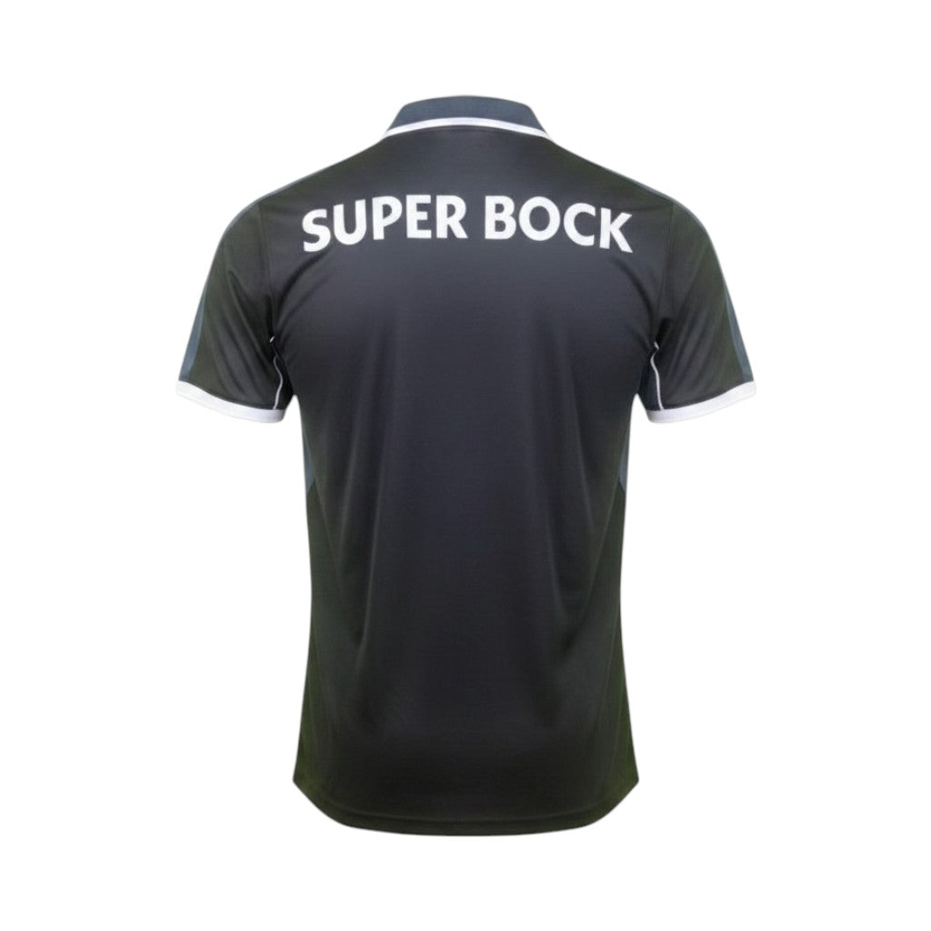 Camisa T-Shirt Porto Especial da marca Velukz, com design exclusivo em tecido confortável, vista frontal com detalhes coloridos.