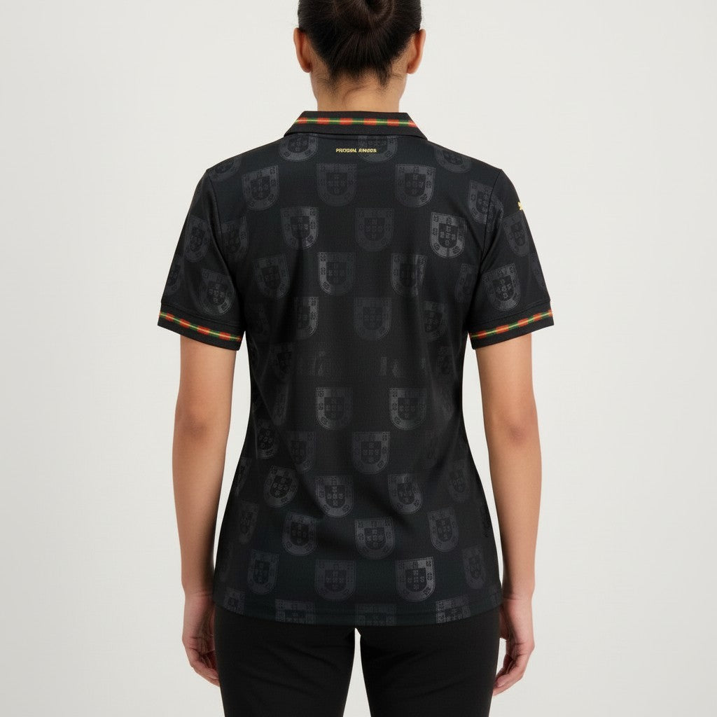 T-Shirt Pantera Negra Portugal Mulher - Kickeoffss