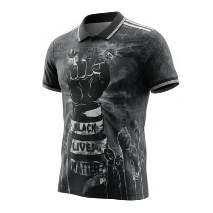 Camisa T-Shirt Velukz do Real Madrid, camiseta esportiva com logo do time, feita de algodão confortável e de alta qualidade.