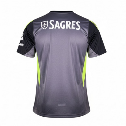 Red and white Velukz T-Shirt Guarda-Redes Benfica 25/26 featuring club logo and sporty design.